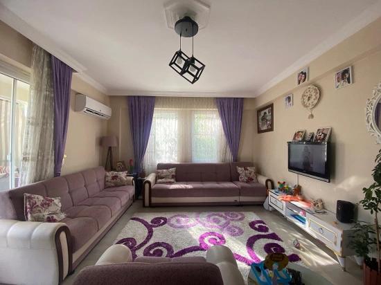 Köyceğiz Merkezde Satılık Bahçe Nizam 1+1 Geniş Yüksek Giriş Kat Daire