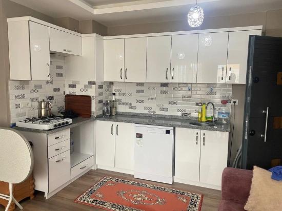 Ortaca Merkezde Cadde Üzerinde Satılık 1+1 60 M² Full Eşyalı Daire